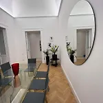 Donci Penthouse דירה